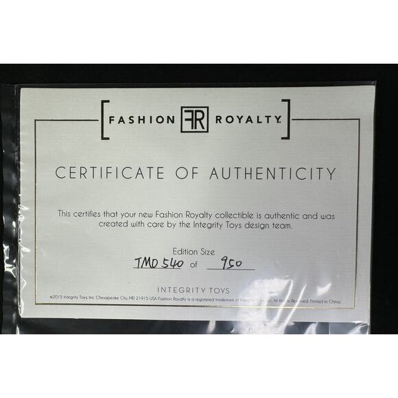 NEW Fashion Royalty Integrity Toys TAKE ME ON VANESSA 12”Doll - Picture 10 of 16